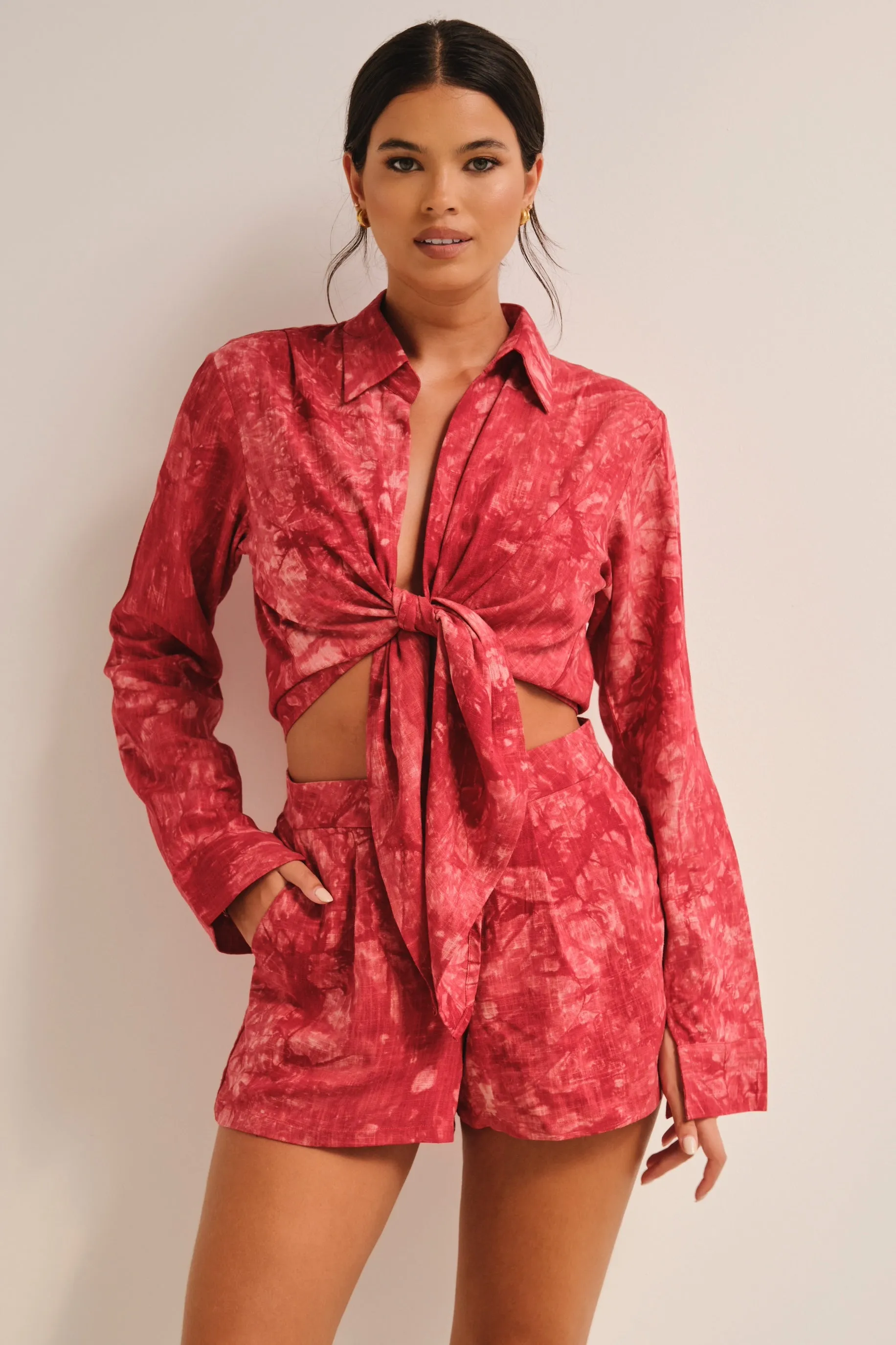 Aura Linen Tie Front Shirt Tie Dye Red