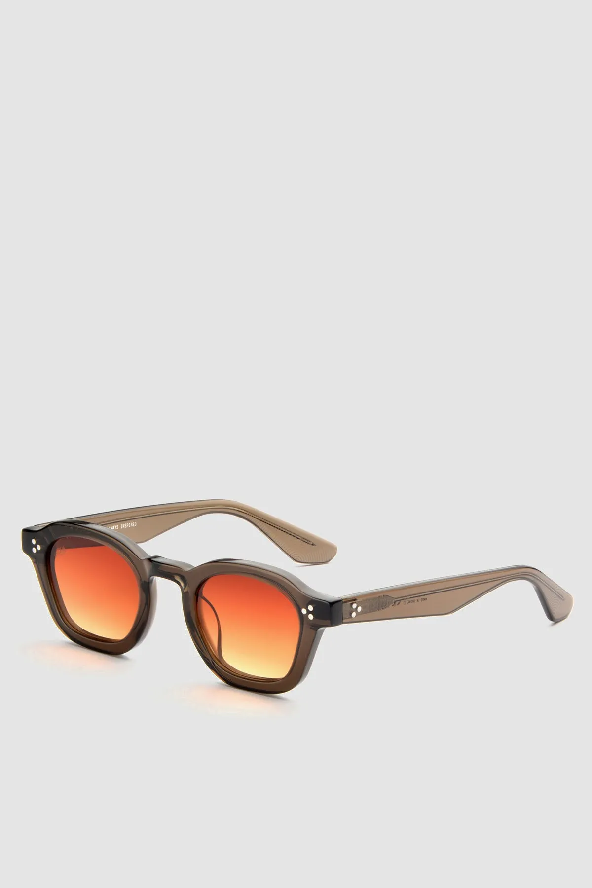 Logos - Umber / Amber Gradient