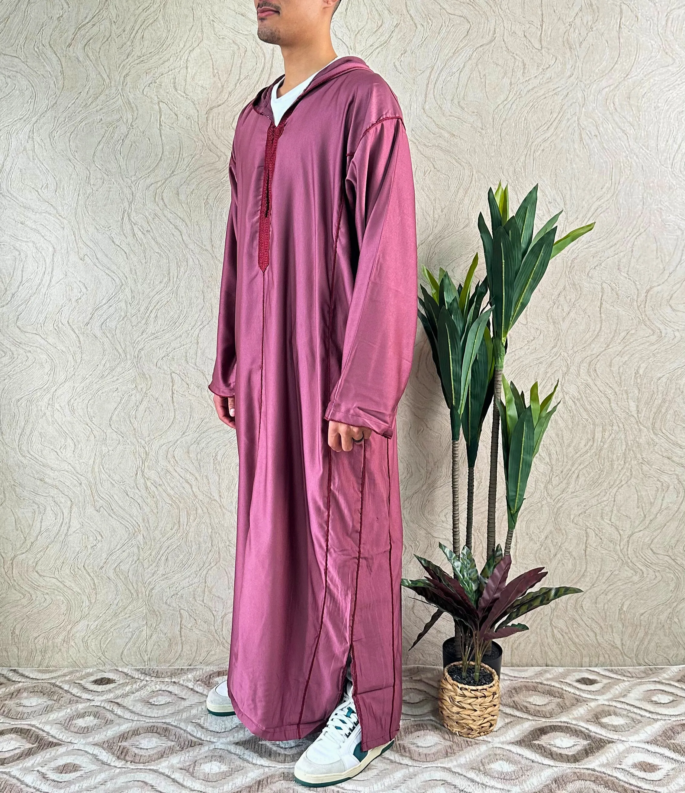 Maghribi Long Sleeve Thobe