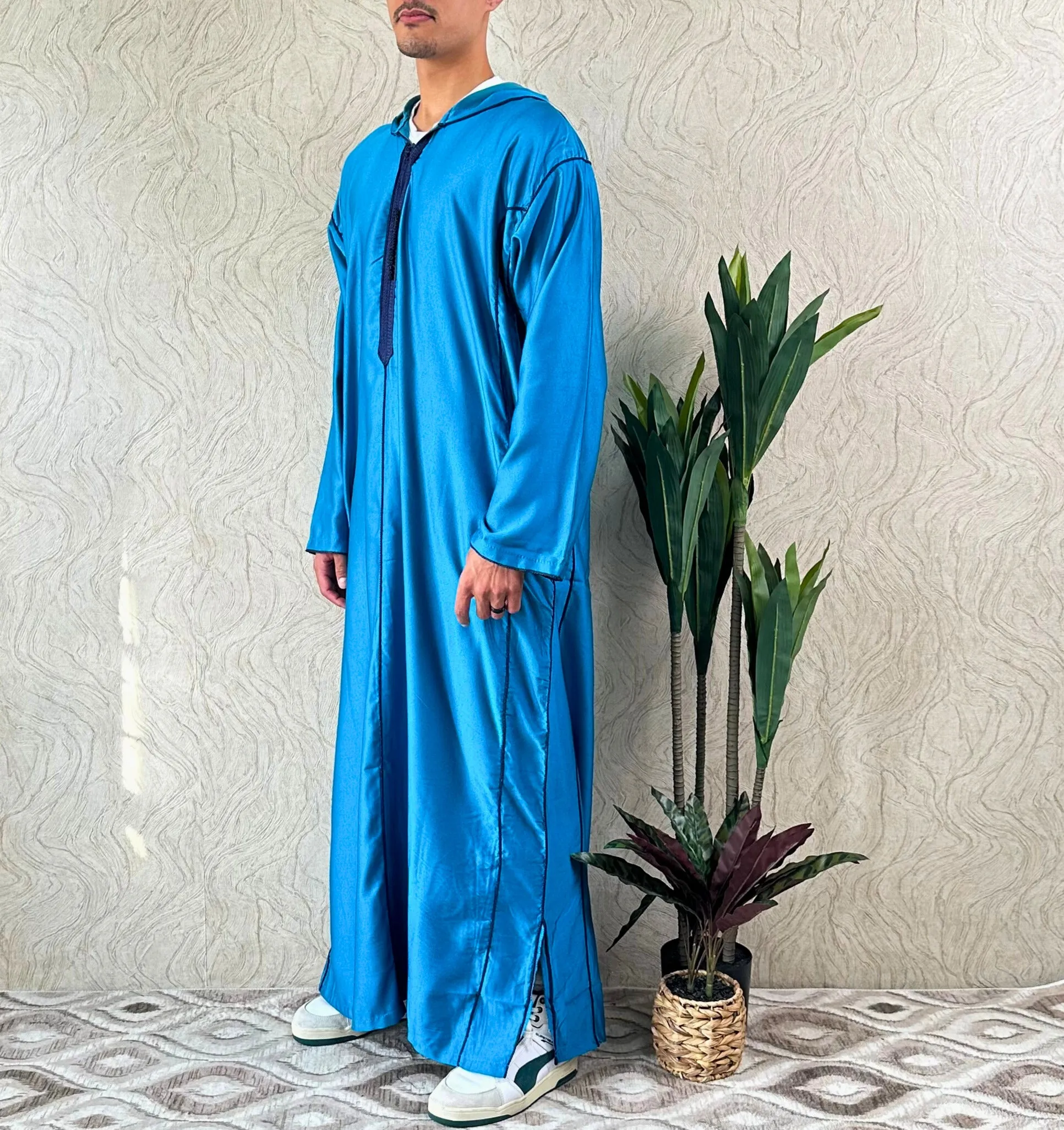Maghribi Long Sleeve Thobe