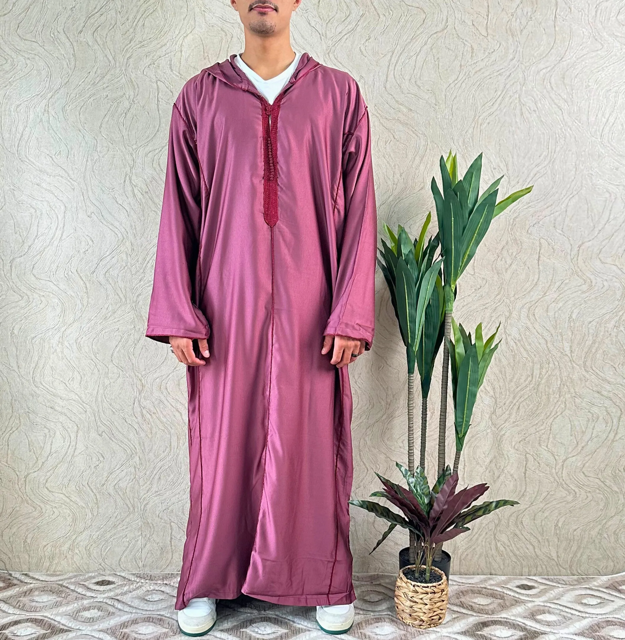 Maghribi Long Sleeve Thobe