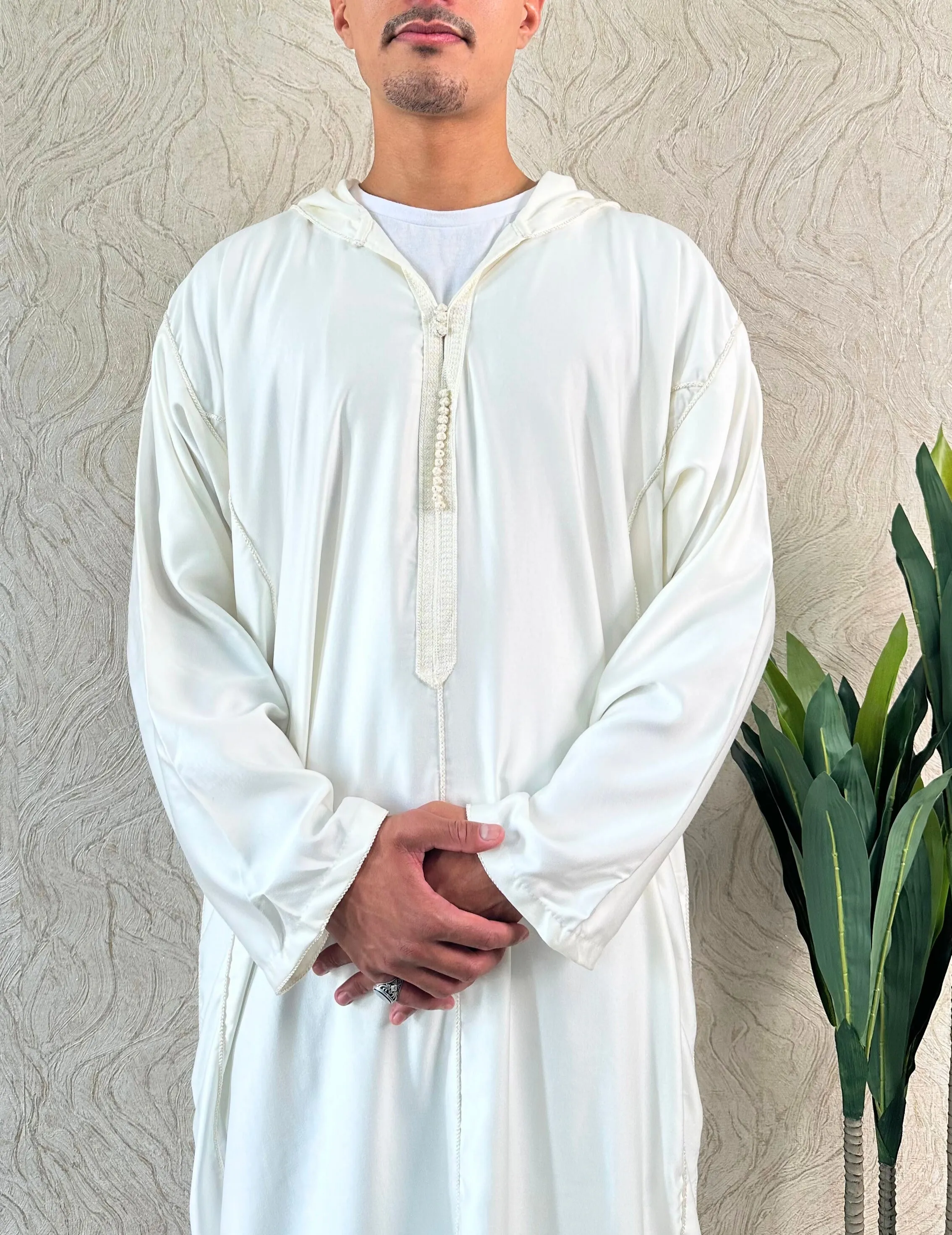Maghribi Long Sleeve Thobe