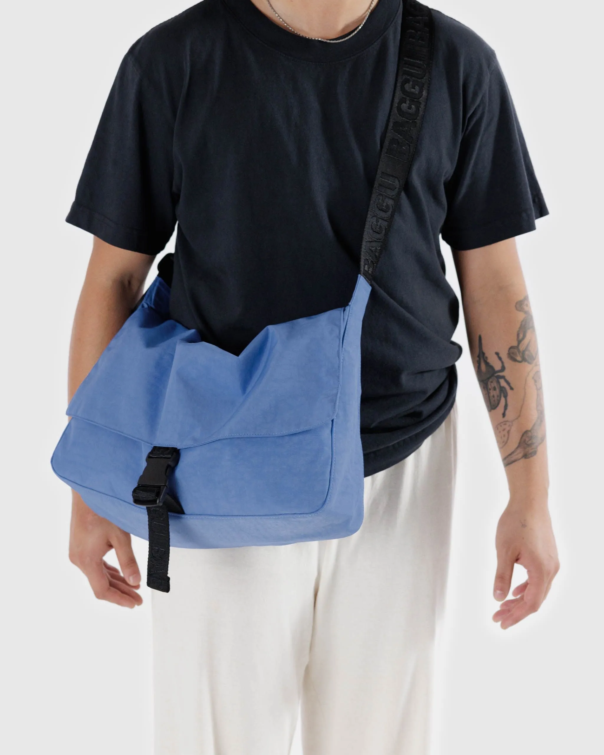 Nylon Messenger Bag - Pansy Blue