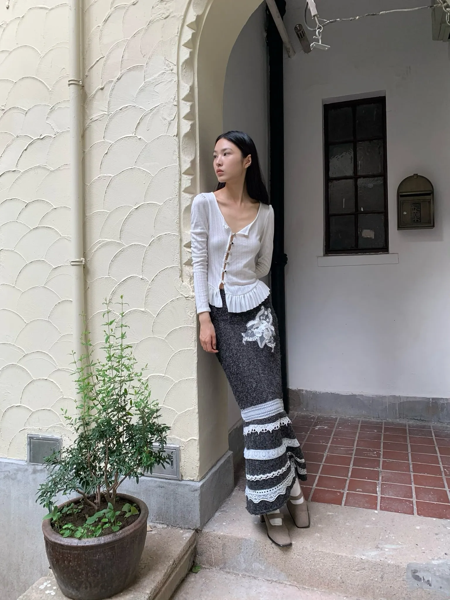 Sweet puffy sleeve hollow-out white long-sleeved top