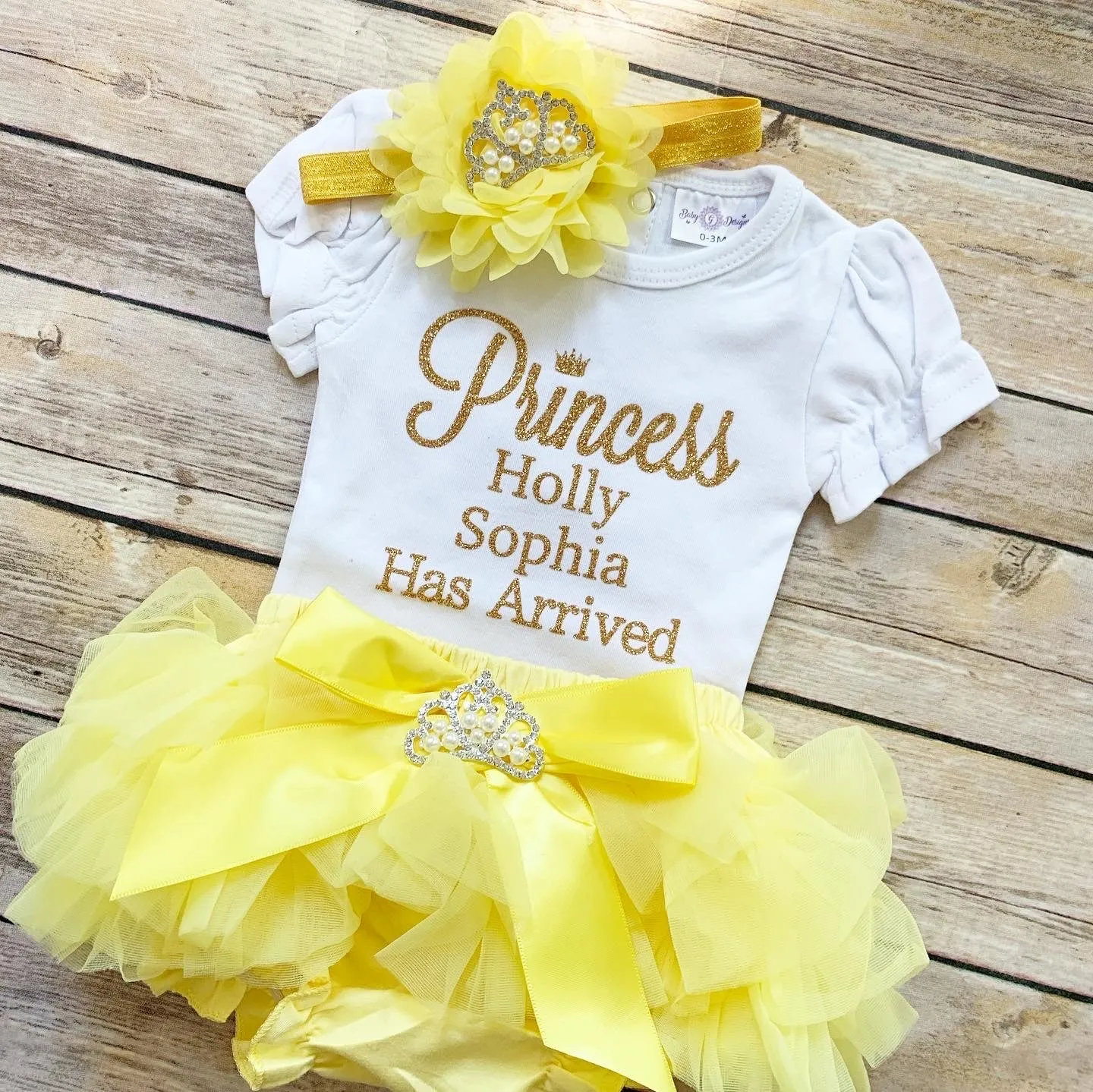the princess has arrived - yellow